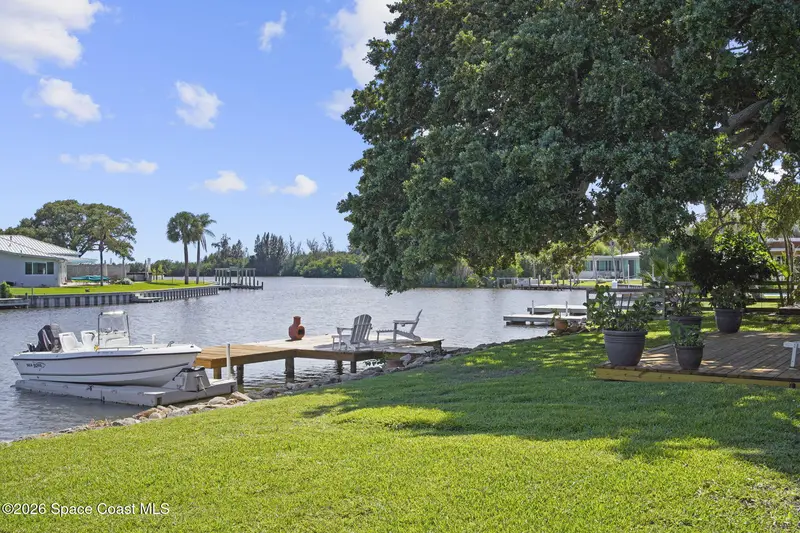 514 Cocoa Isles Boulevard, Cocoa Beach, Fl 32931, FL