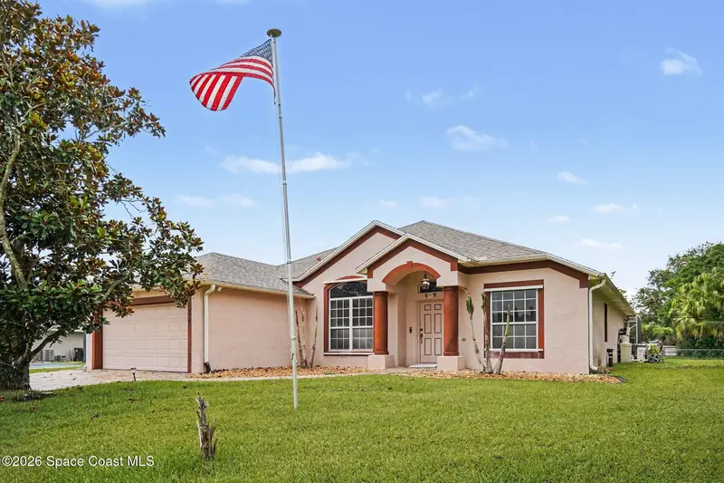 974 Pebble Avenue Ne, Palm Bay, Fl 32907, FL