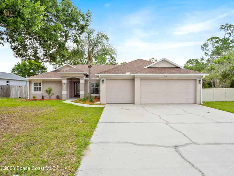 567 Consolata Avenue Nw, Palm Bay, Fl 32907, FL