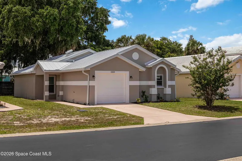 1253 Goldenrod Circle Ne, Palm Bay, Fl 32905, FL