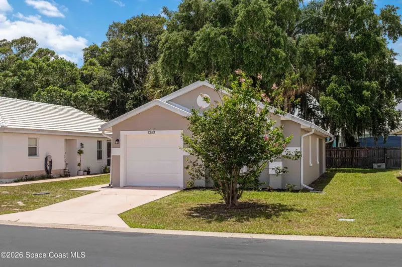 1253 Goldenrod Circle Ne, Palm Bay, Fl 32905, FL