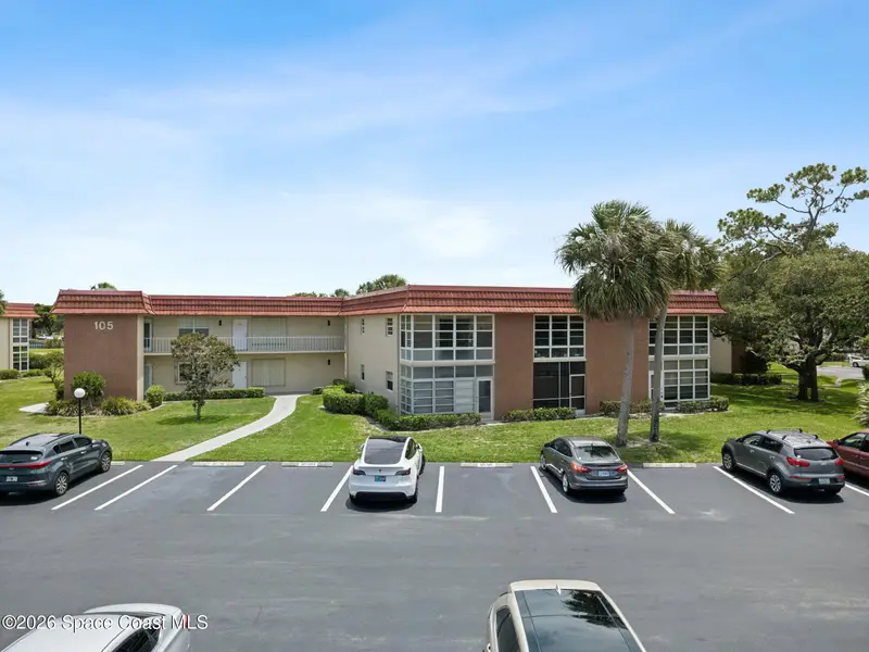 105 Spring Lake Court 203, Vero Beach, Fl 32962, FL