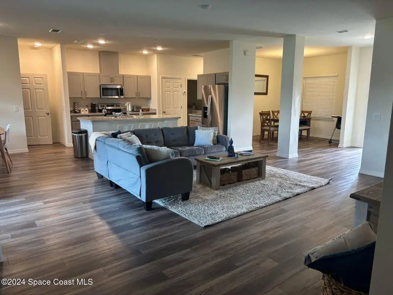 647 Airoso Road Se, Palm Bay, Fl 32909, FL