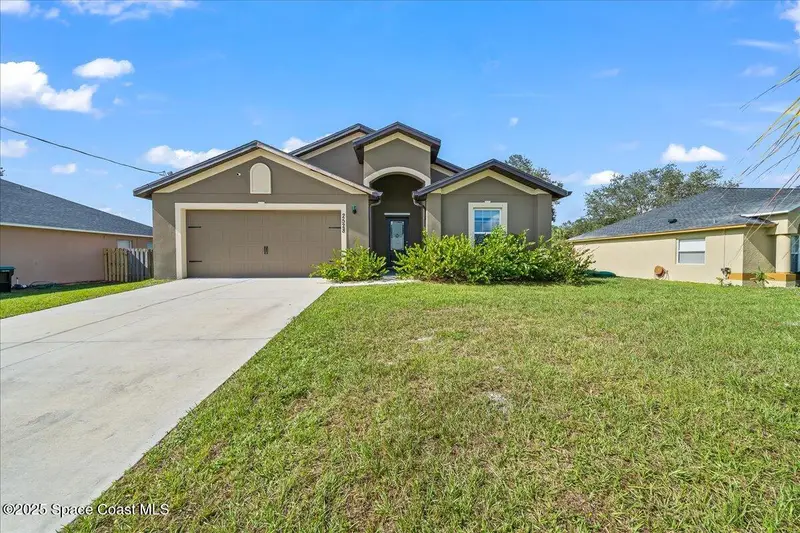 2528 Fleming Avenue Sw, Palm Bay, Fl 32908, FL