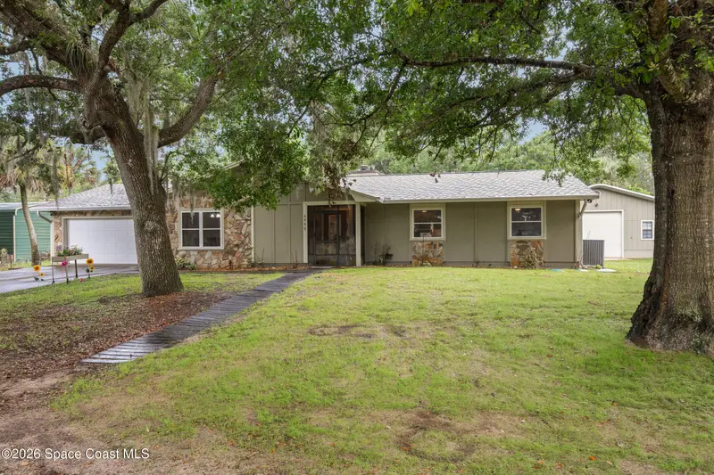 Mims & Scottsmoor listing