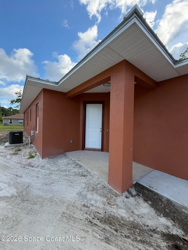 1677 Javier Street Se, Palm Bay, Fl 32909, FL