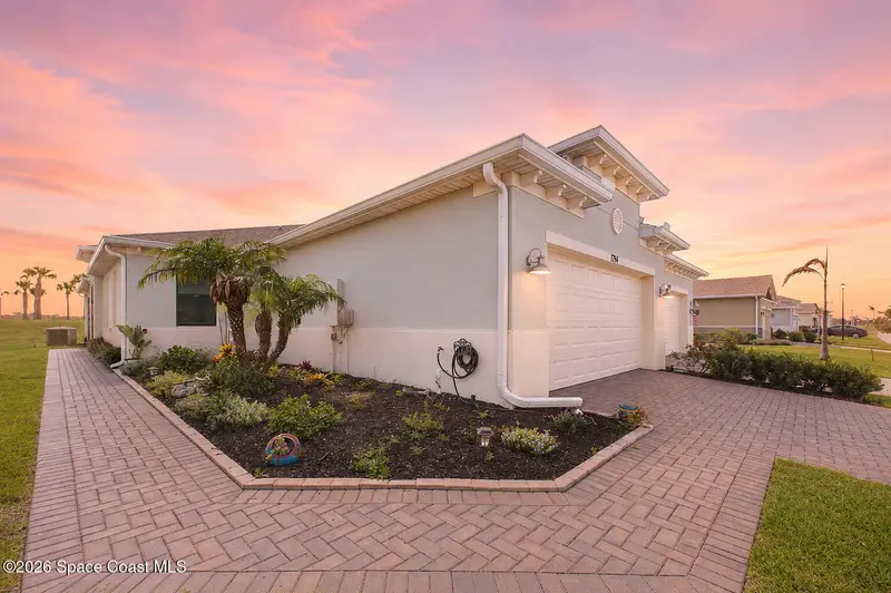 1794 Velky Lane, Melbourne, Fl 32940, FL