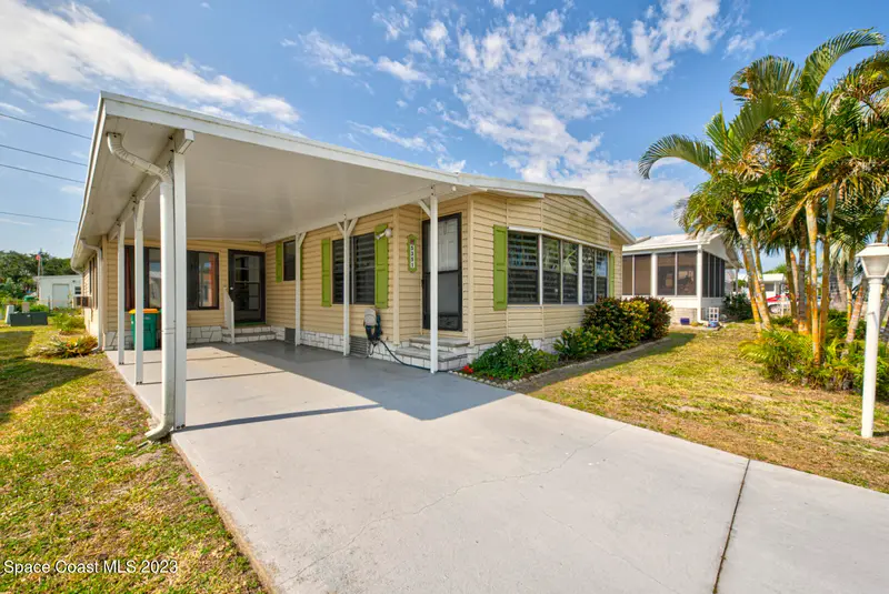 5351 Bannock Street, Micco, Fl 32976, FL