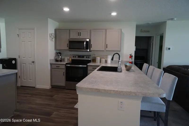 1014 Hammacher Avenue Sw, Palm Bay, Fl 32908, FL