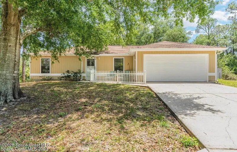 828 Redrock Street Se, Palm Bay, Fl 32909, FL