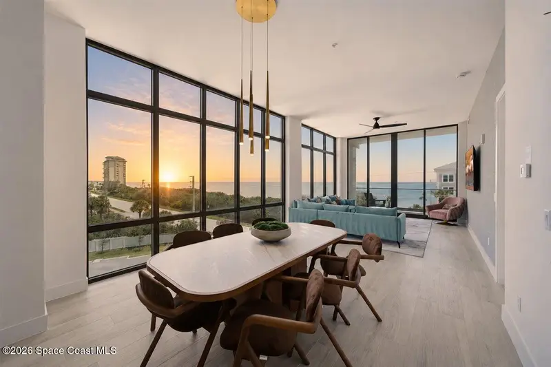Harbor Island Beach Club listing