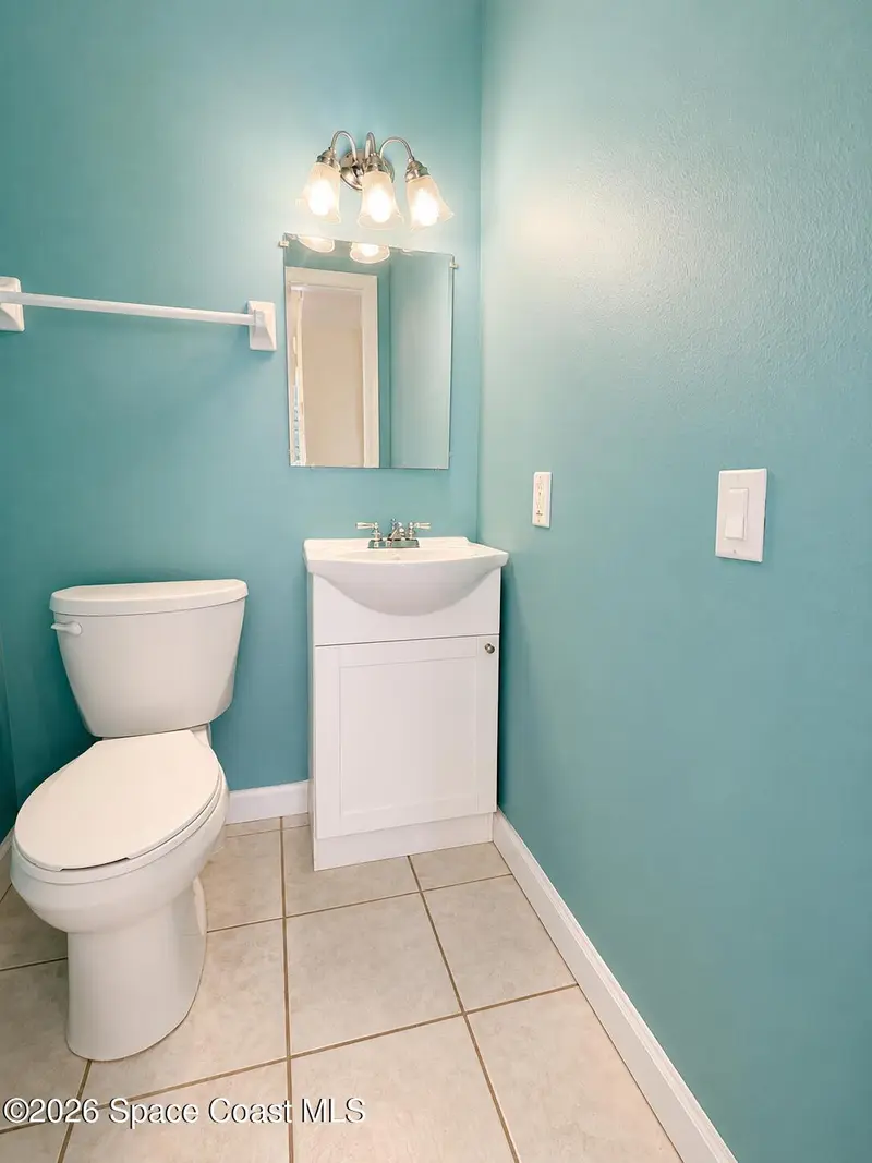 190 Paradise Boulevard 1908, Melbourne, Fl 32903, FL