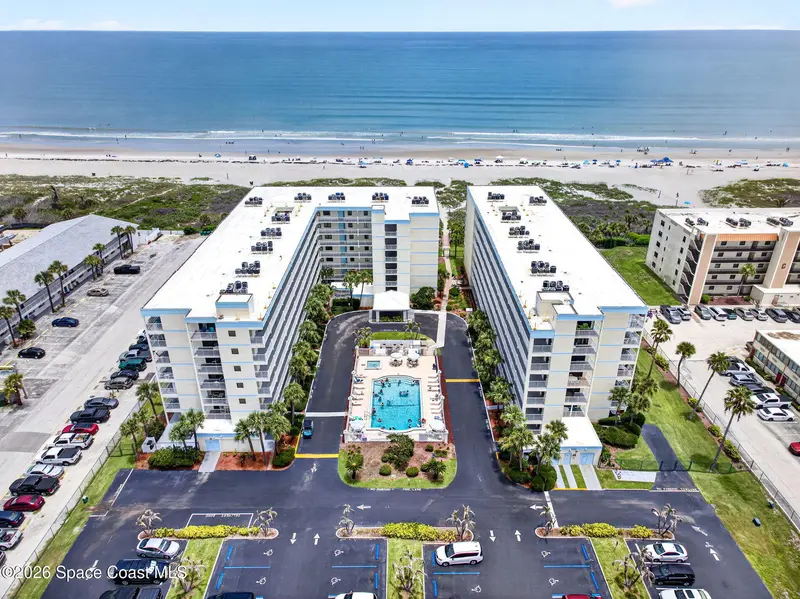 1050 N Atlantic Avenue 402, Cocoa Beach, Fl 32931, FL