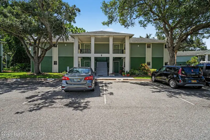 2203 Flower Tree Circle, Melbourne, Fl 32935, FL