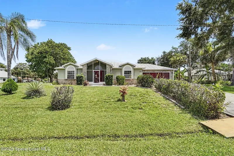 880 Vocelle Avenue, Sebastian, Fl 32958, FL