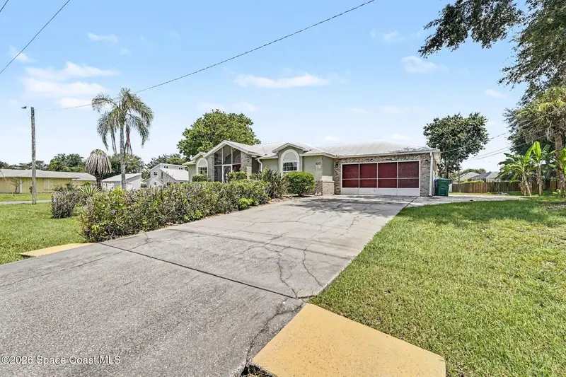 880 Vocelle Avenue, Sebastian, Fl 32958, FL