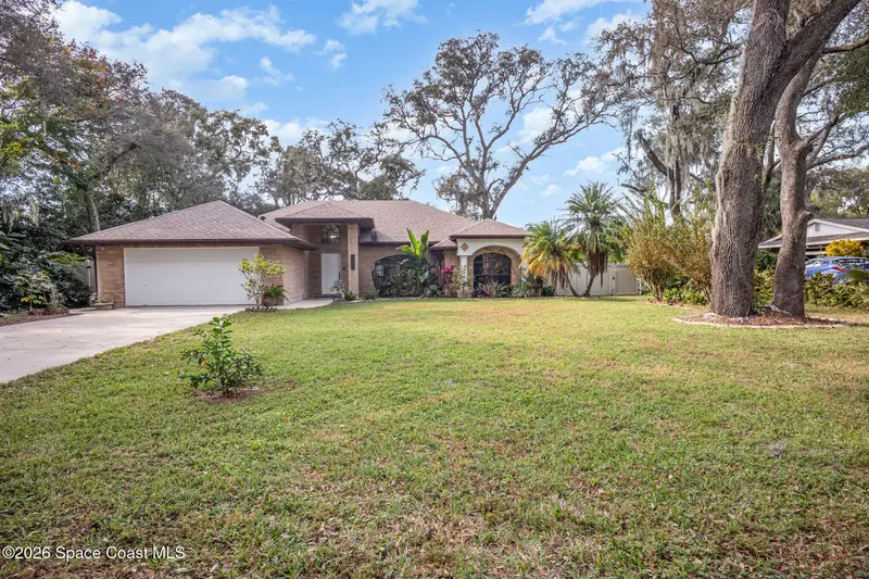 1356 Canary Drive, Deland, Fl 32720, FL