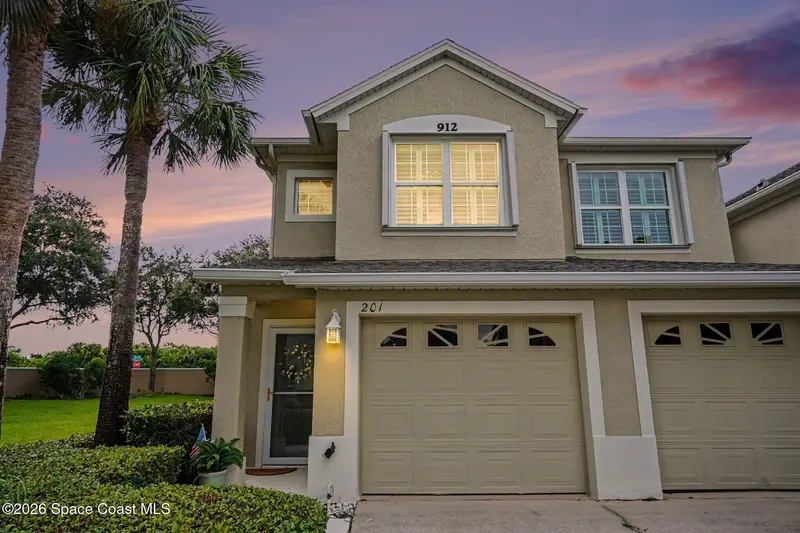 912 Handsome Cab Lane 201, Melbourne, Fl 32940, FL