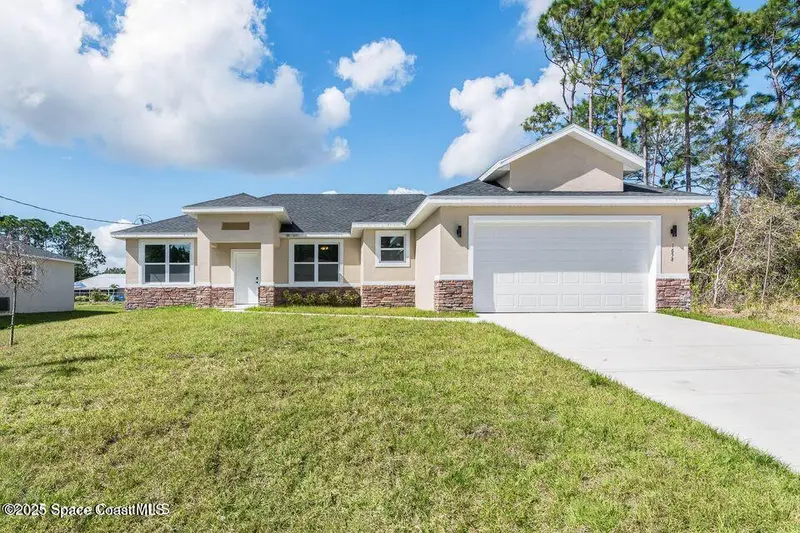 1658 Hamilton Avenue Sw, Palm Bay, Fl 32908, FL