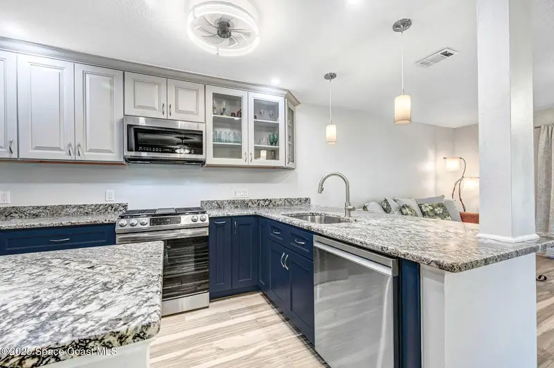 330 Lofts Drive, Melbourne, Fl 32940, FL