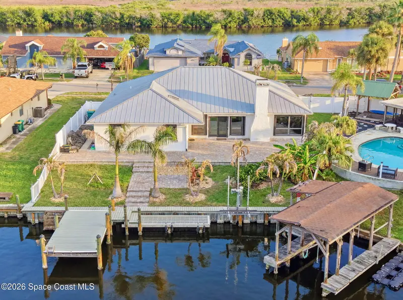 1525 Sykes Creek Drive, FL