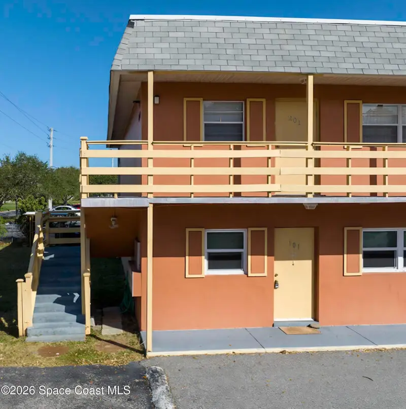 400 Catalina Road 101, Cocoa Beach, Fl 32931, FL