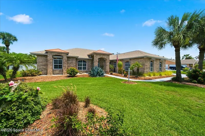 172 River Walk Drive, Melbourne Beach, Fl 32951, FL