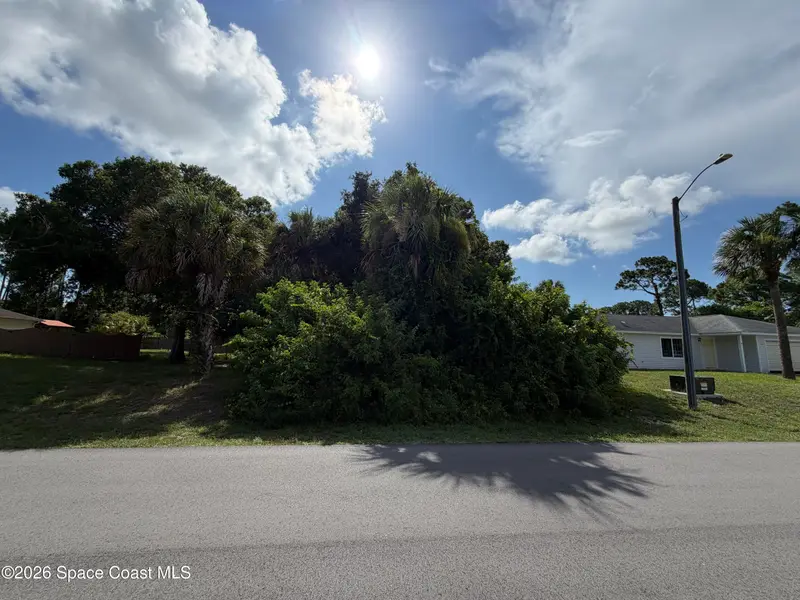 138 Hearthside Avenue Nw, Palm Bay, Fl 32907, FL
