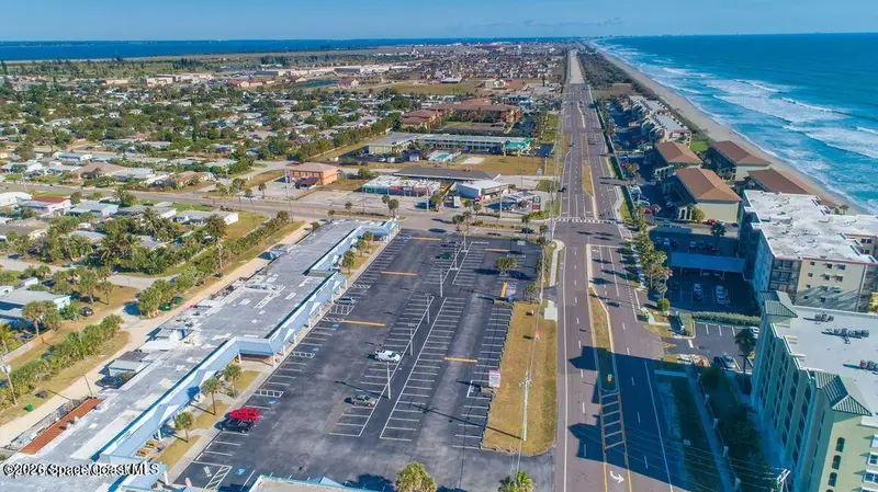 204 Jimmy Buffett Mem Highway, FL