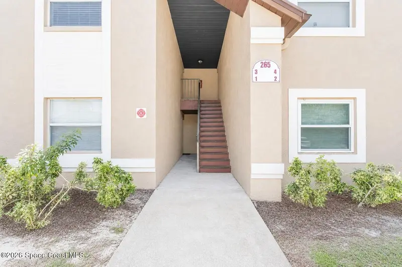 265 Spring Drive 3, FL
