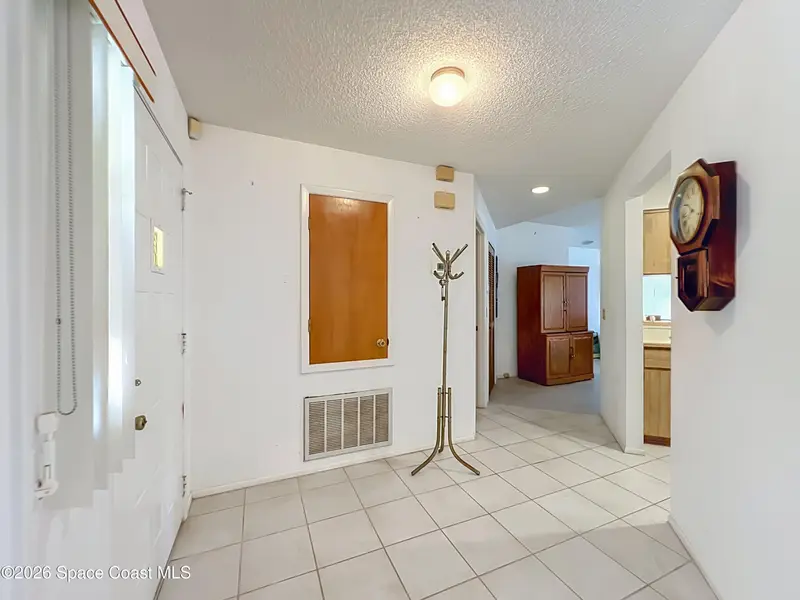 132 Oak Lake Road, Melbourne, Fl 32901, FL