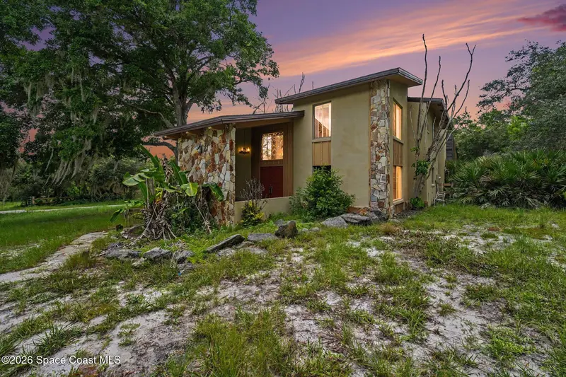 1320 S Carpenter Road, Titusville, Fl 32796, FL