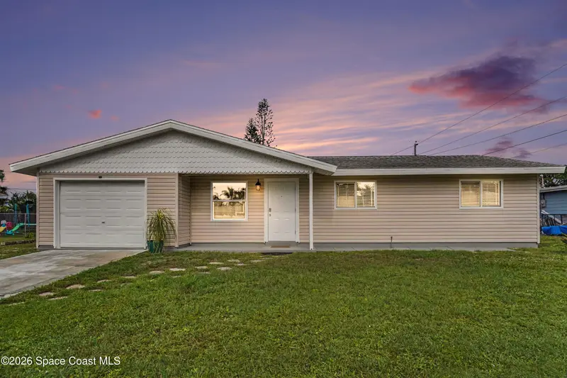 1023 Jersey Lane Ne, Palm Bay, Fl 32905, FL