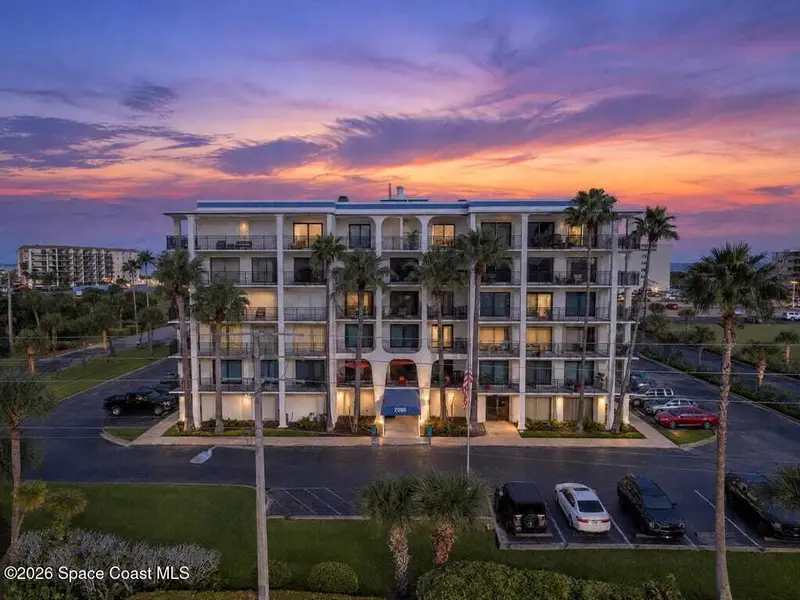 2090 N Atlantic Avenue 507, FL