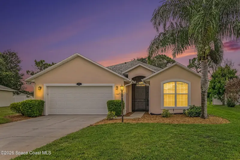 952 Tavernier Circle Ne, FL