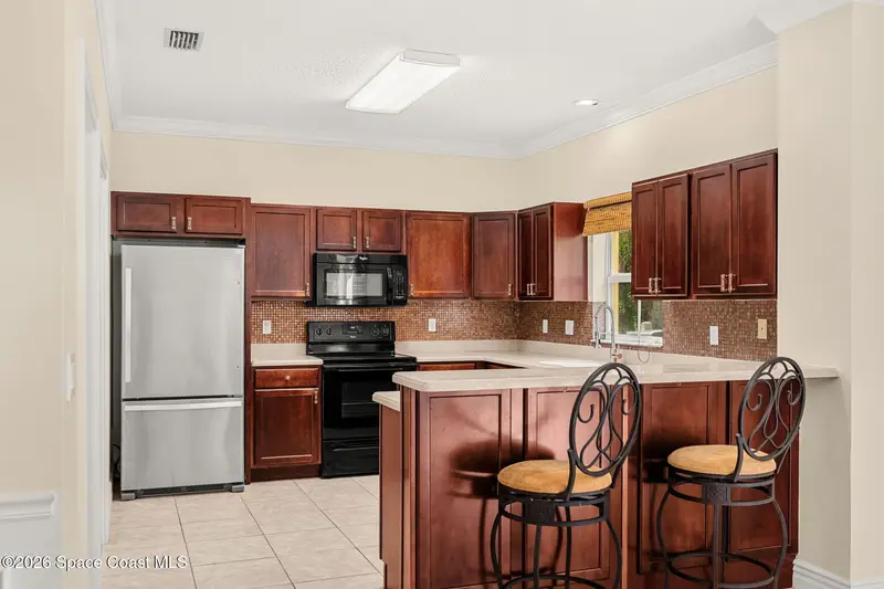 622 Cedar Side Circle Ne, FL