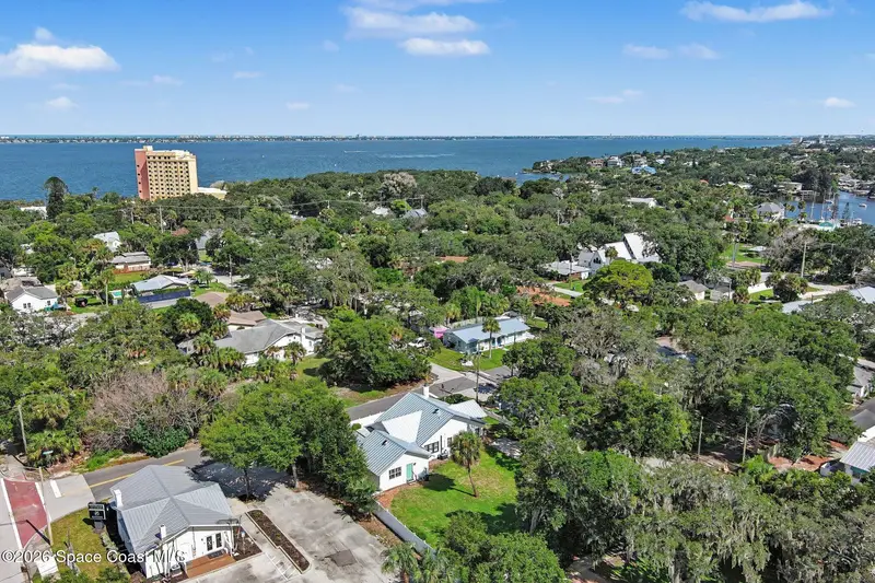 640 Old Oak Street, Melbourne, Fl 32935, FL