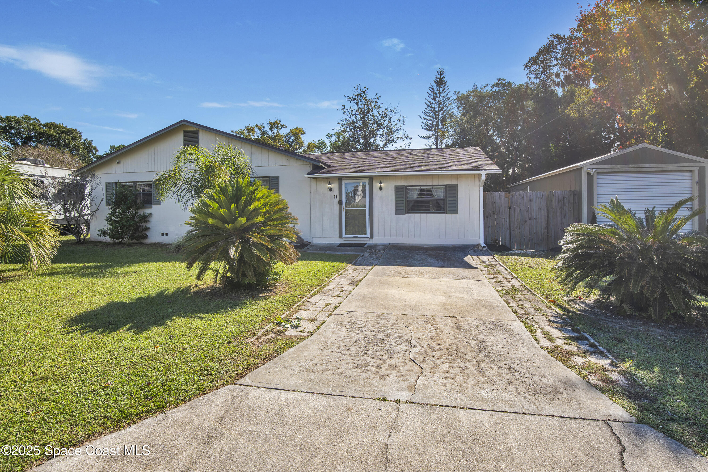 11 Aster Drive, Debary, Fl 32713, FL
