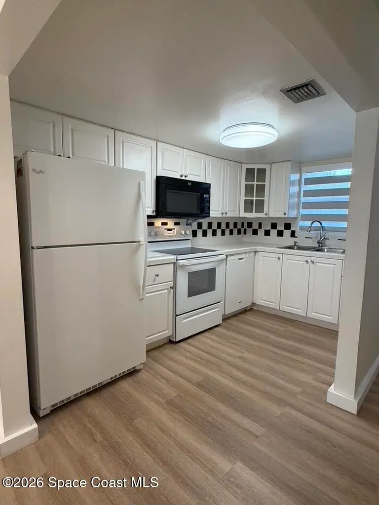 30 Nw 87 Avenue C201, Miami, Fl 33172, FL