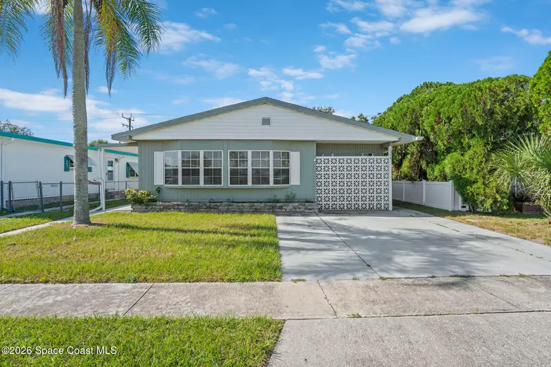 2374 Royal Palm Drive Ne, Palm Bay, Fl 32905, FL