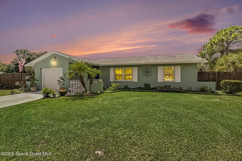 1300 Cozy Court Nw, Melbourne, Fl 32907, FL