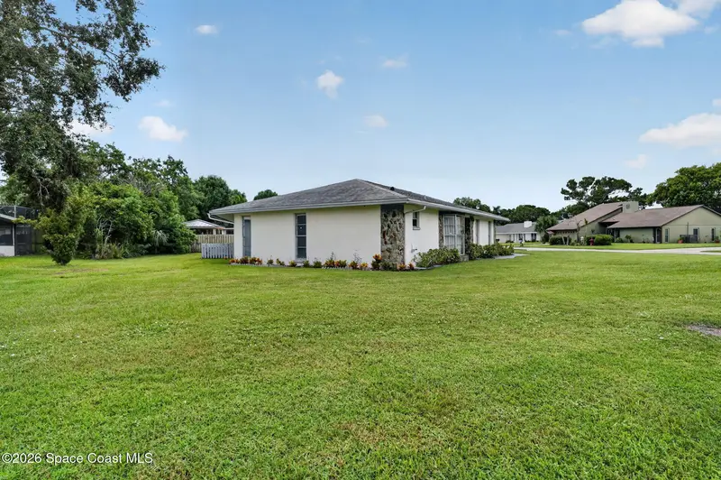 911 Preston Trail, FL