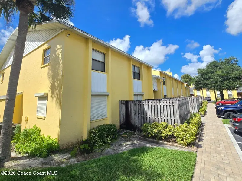 596 N Wickham Road 40, Melbourne, Fl 32935, FL