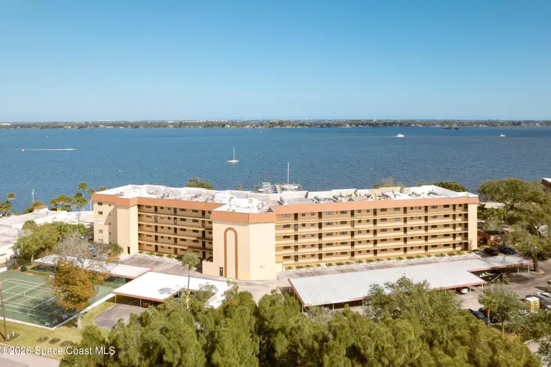 Rockledge Country Club listing