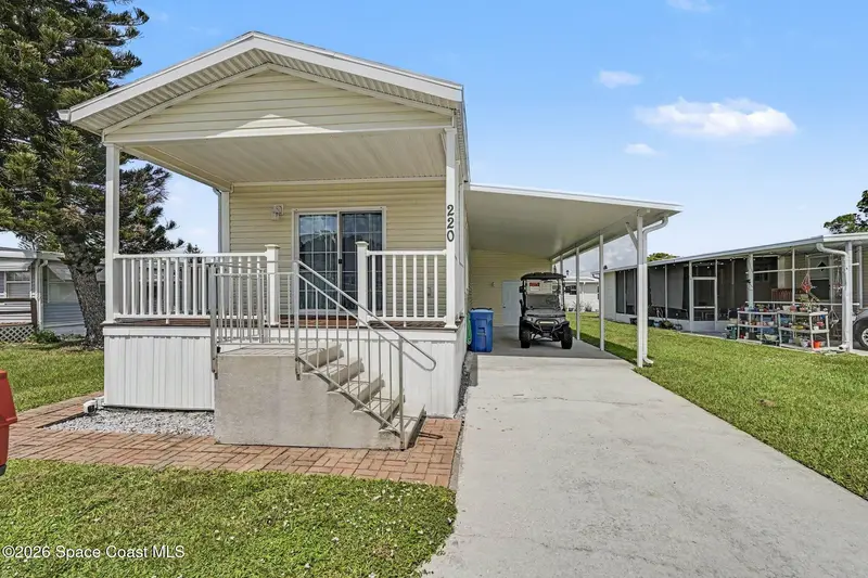 220 Blossom Lane Ne, Palm Bay, Fl 32907, FL