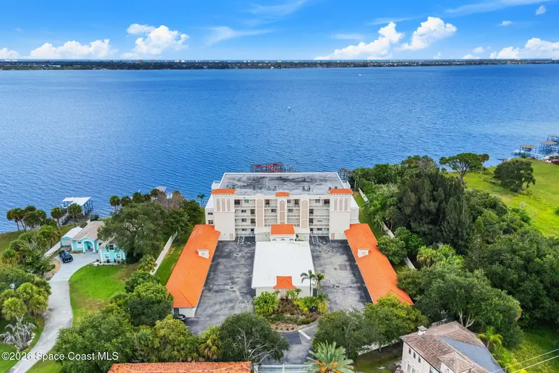 4007 N Harbor City Boulevard 402, Melbourne, Fl 32935, FL