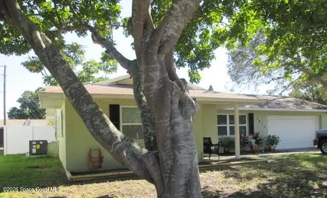 3615 Oxford Drive W, Bradenton, Fl 34207, FL
