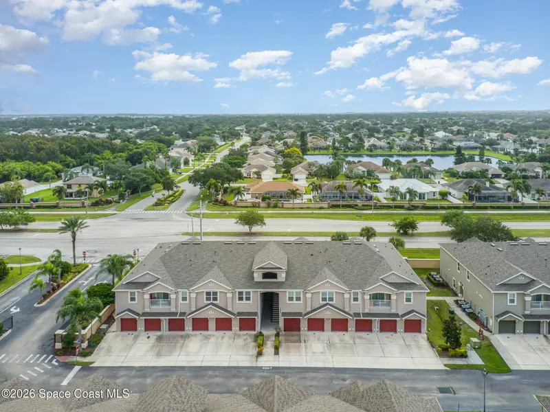 4007 Meander Place 201, FL