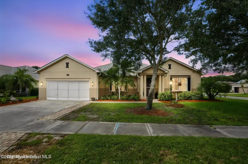 100 Salazar Lane, FL