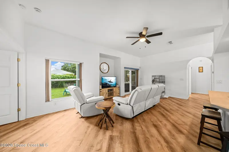 2044 Buescher Hill Street, Melbourne, Fl 32935, FL
